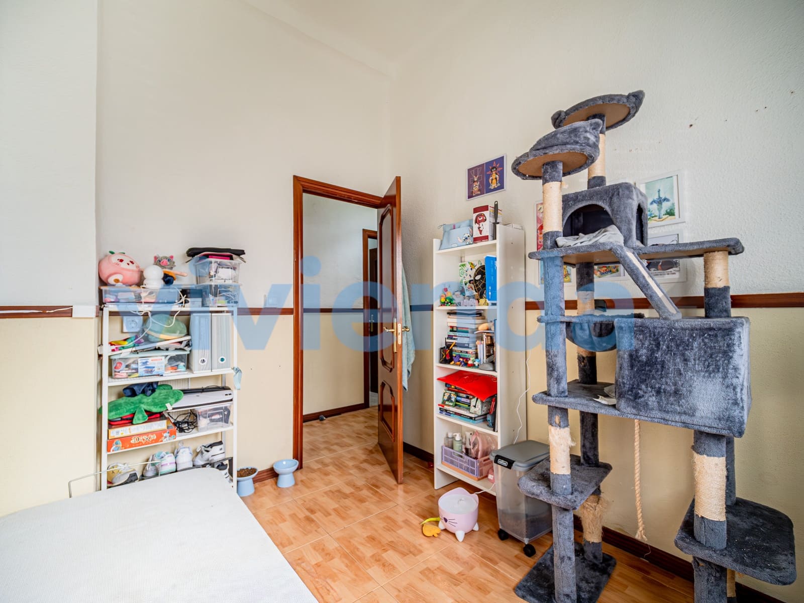 Piso de 5 habitaciones en Madrid ciudad en venta - 306.000 € (Ref: 9647897)