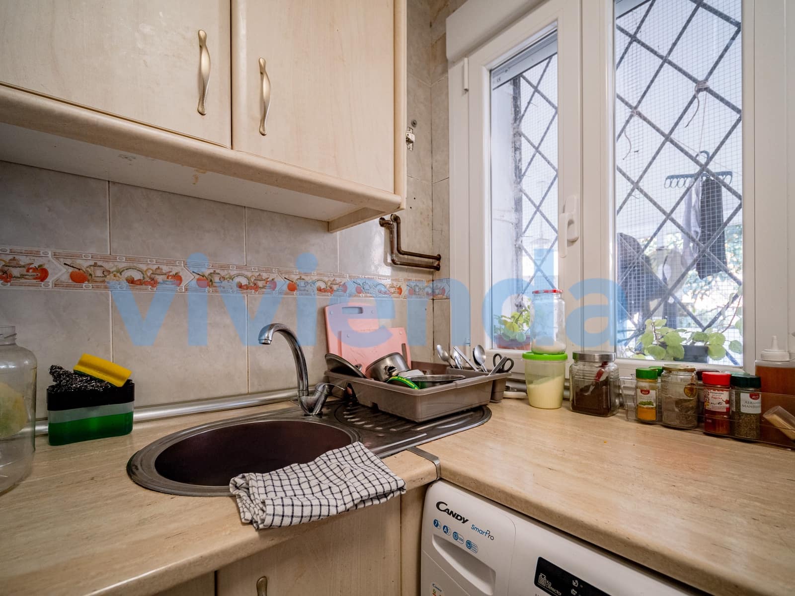 Piso de 5 habitaciones en Madrid ciudad en venta - 306.000 € (Ref: 9647897)