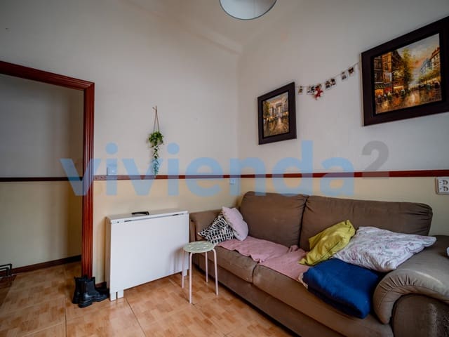 Piso de 5 habitaciones en Campamento, Madrid ciudad en venta - 306.000 € (Ref: 9647897)