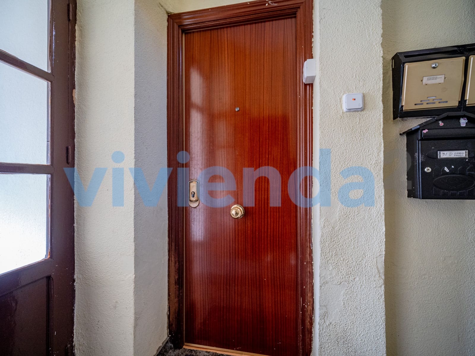 Piso de 5 habitaciones en Madrid ciudad en venta - 306.000 € (Ref: 9647897)