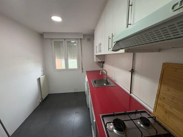 2 makuuhuone Asunto vuokrattavana paikassa Valverde, Madrid kaupunki mukana uima-altaan 
autotalli - 1 500 € (Ref: 9647899)