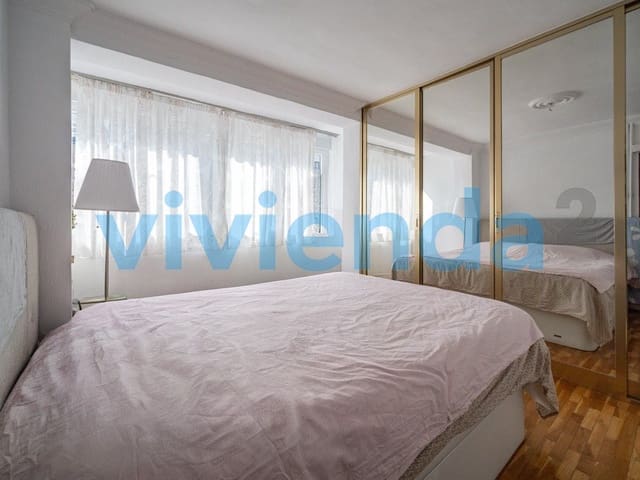 3 Zimmer Wohnung zu verkaufen in Valdezarza, Madrid Stadt mit Garage - 499.000 € (Ref: 9651573)