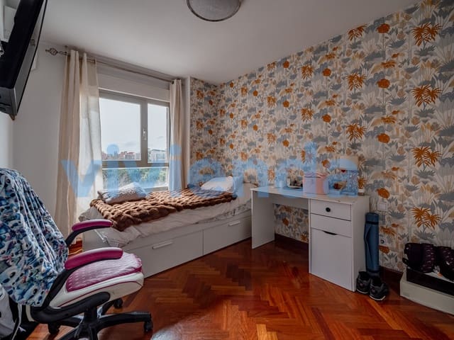 3 sypialnia Mieszkanie na sprzedaż w Orcasur, Miasto Madryt z basenem garażem - 439 000 € (Ref: 9651574)