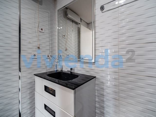 Piso de 3 habitaciones en Orcasur, Madrid ciudad en venta con piscina garaje - 439.000 € (Ref: 9651574)