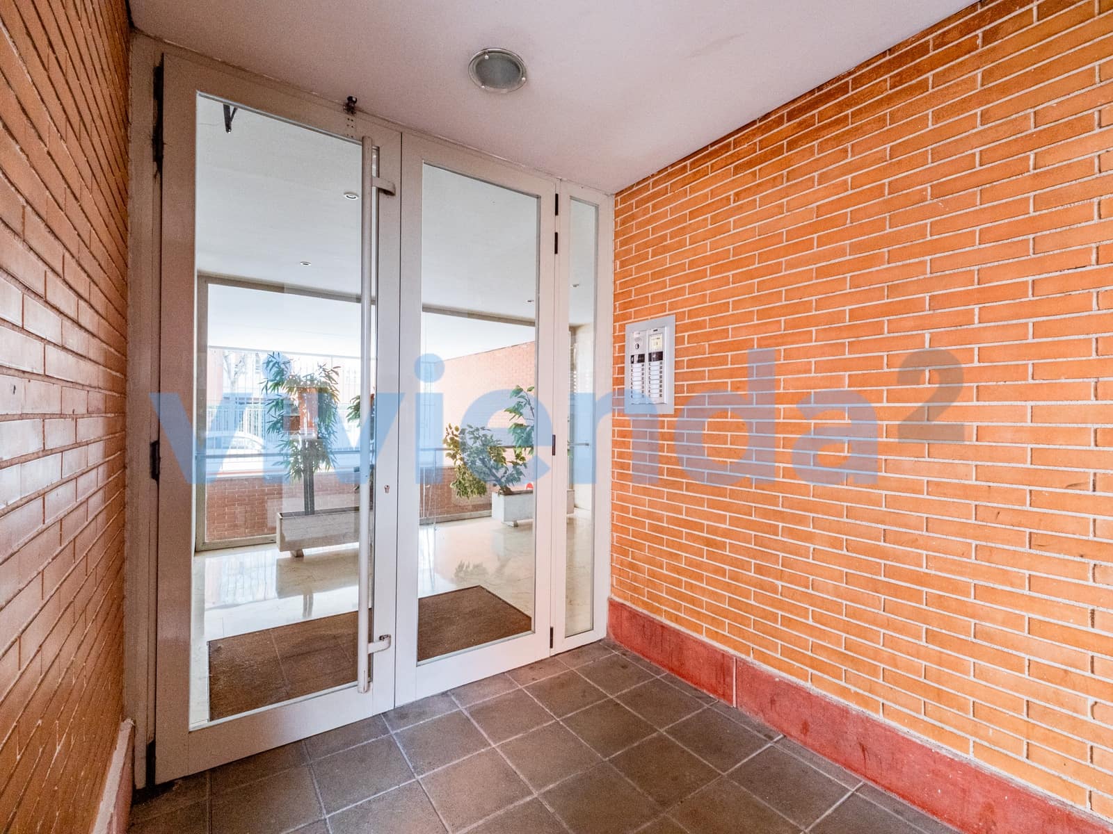 3 bedroom Flat for sale in Madrid city with pool garage - € 439,000 (Ref: 9651574)