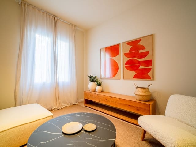 3 soverom Leilighet til leie i Hispanoamérica, Madrid by - € 2 190 (Ref: 9651575)