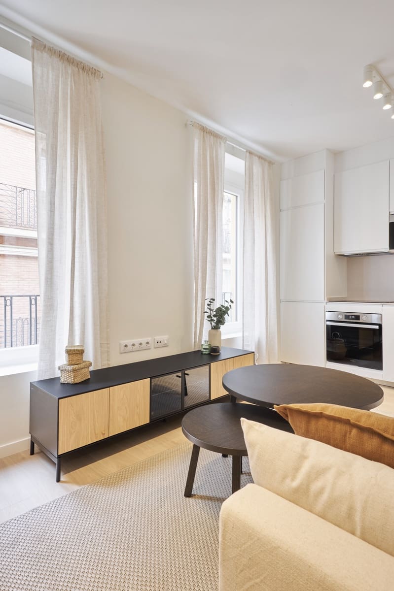 3 soveværelse Lejlighed til leje i Madrid by - € 1.795 (Ref: 9666164)