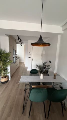 3 bedroom Flat for rent in Pueblo Nuevo, Madrid city - € 1,790 (Ref: 9677031)