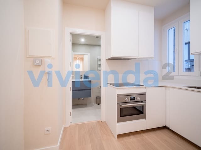 2 slaapkamer Flat te huur in Universidad, Madrid stad - € 1.575 (Ref: 9677032)
