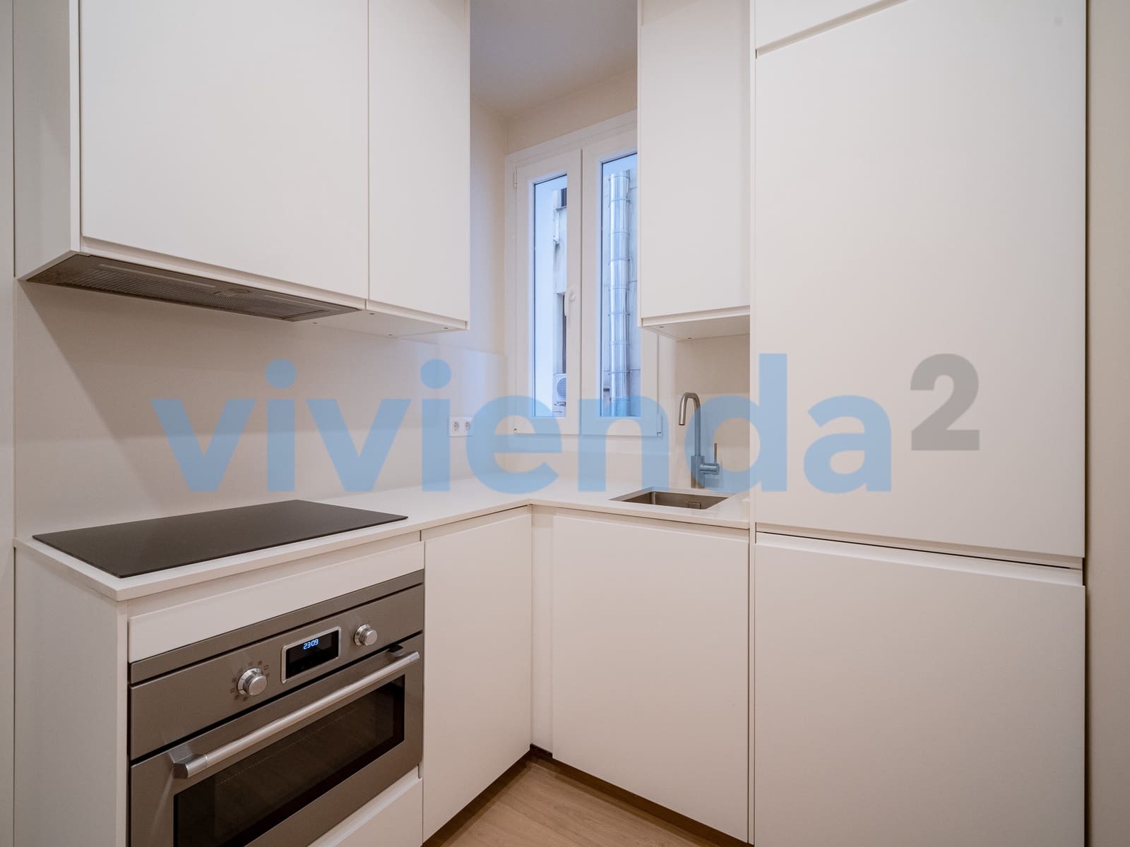 2 slaapkamer Flat te huur in Madrid stad - € 1.575 (Ref: 9677032)