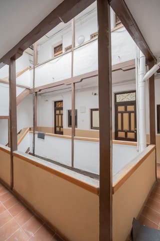 1 soveværelse Lejlighed til leje i Almagro, Madrid by - € 1.270 (Ref: 9682408)