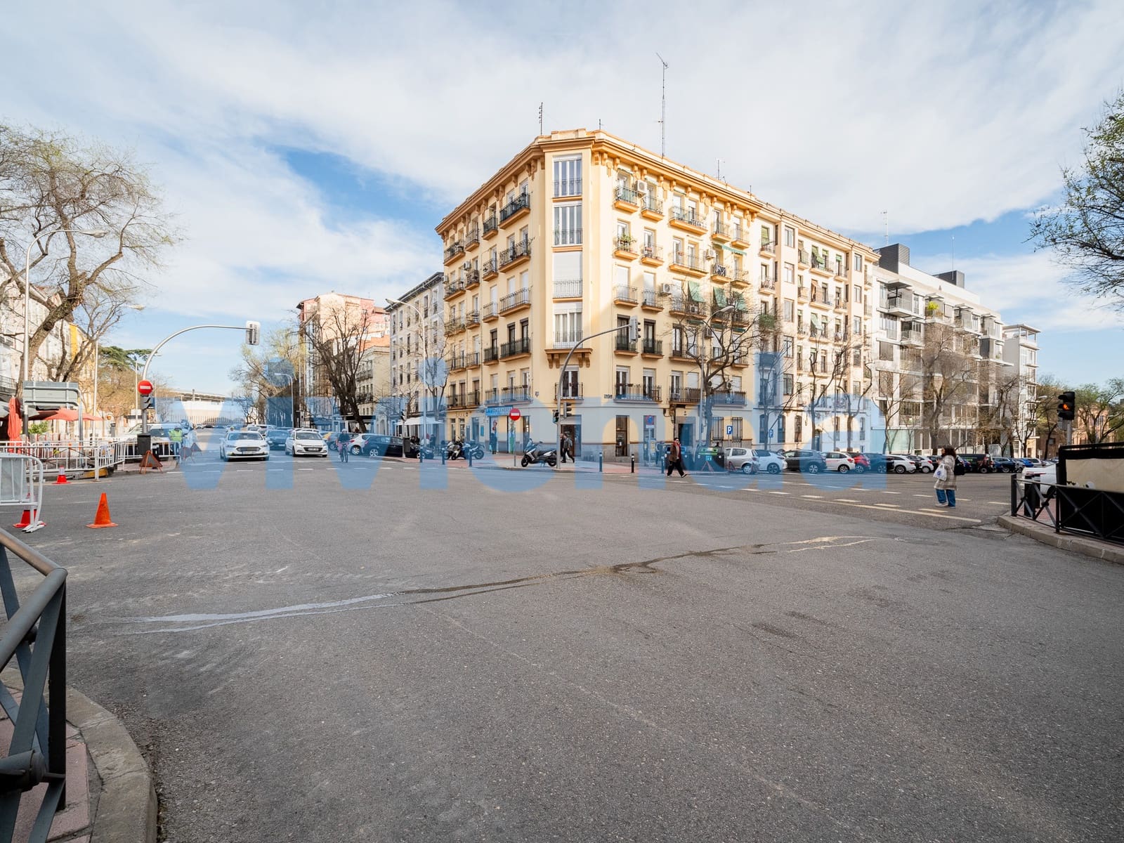 2 bedroom Flat for rent in Madrid city - € 2,200 (Ref: 9690350)