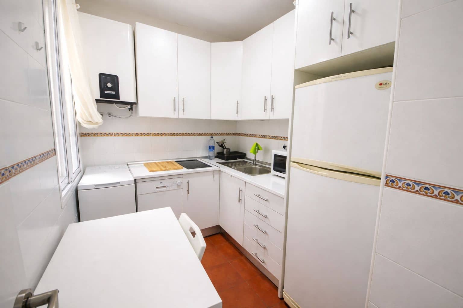 Studio for rent in Madrid city - € 995 (Ref: 9695111)