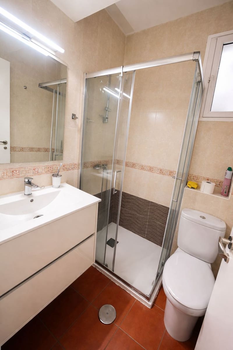 Studio for rent in Madrid city - € 995 (Ref: 9695111)