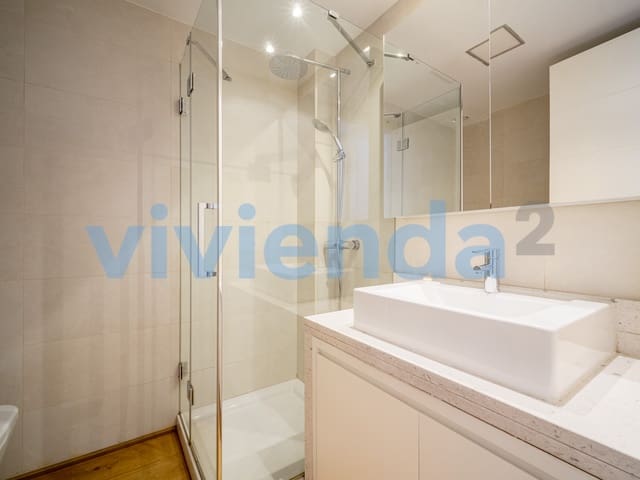 3 soverom Leilighet til leie i Hispanoamérica, Madrid by med svømmebasseng garasje - € 3 900 (Ref: 9698153)