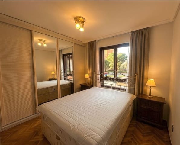 3 soverom Leilighet til leie i Castilla, Madrid by med svømmebasseng garasje - € 2 000 (Ref: 9698154)