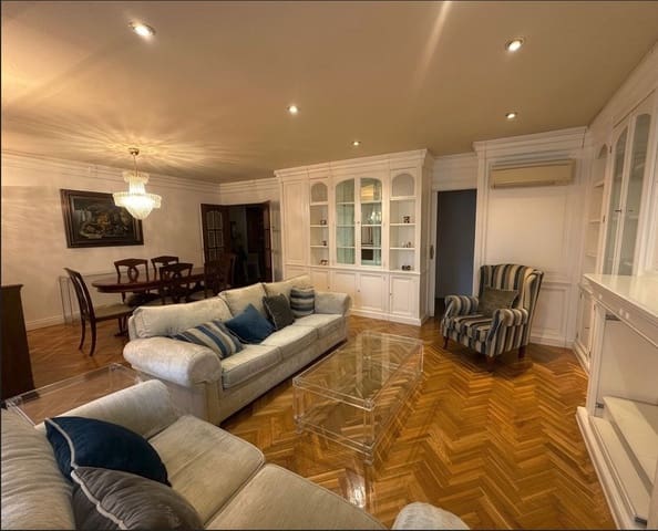 3 soverom Leilighet til leie i Castilla, Madrid by med svømmebasseng garasje - € 2 000 (Ref: 9698154)