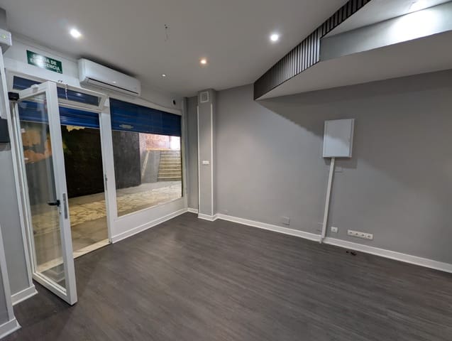 Business for rent in Goya, Madrid city - € 750 (Ref: 9698156)