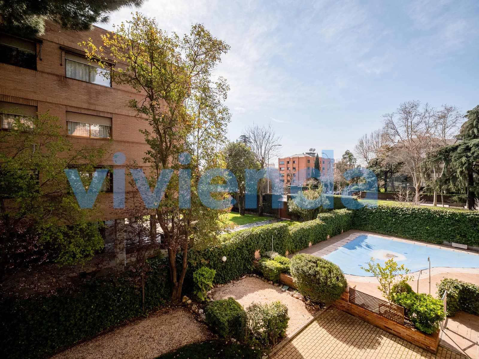 3 bedroom Flat for sale in Madrid city with pool garage - € 943,500 (Ref: 9701435)