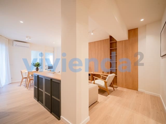 4 Zimmer Wohnung zu vermieten in Pacífico, Madrid Stadt - 2.695 € (Ref: 9701439)