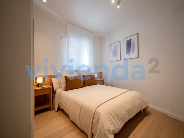 4 Zimmer Wohnung zu vermieten in Pacífico, Madrid Stadt - 2.695 € (Ref: 9701439)
