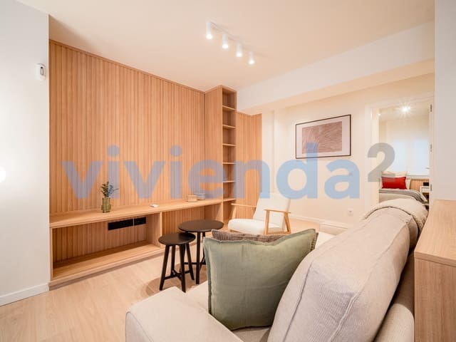 4 Zimmer Wohnung zu vermieten in Pacífico, Madrid Stadt - 2.695 € (Ref: 9701439)