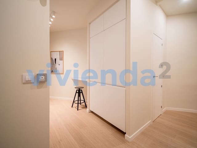 4 bedroom Flat for rent in Chopera, Madrid city - € 2,295 (Ref: 9701440)