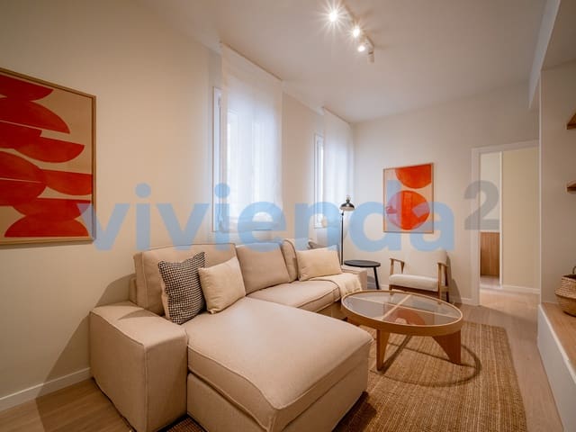 4 bedroom Flat for rent in Chopera, Madrid city - € 2,295 (Ref: 9701440)