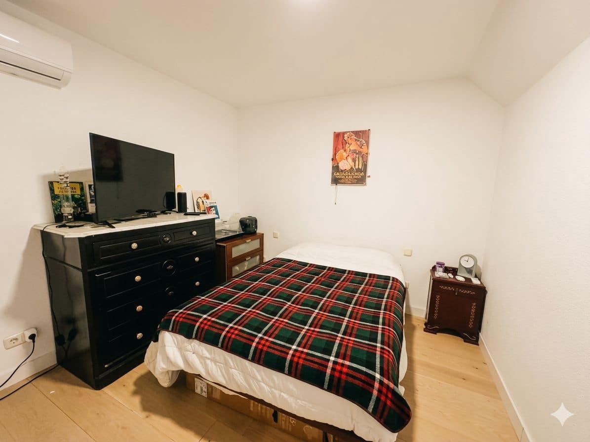 1 bedroom Flat for rent in Madrid city - € 1,300 (Ref: 9711209)