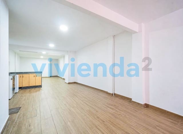 Business for sale in Pueblo Nuevo, Madrid city - € 174,000 (Ref: 9714656)