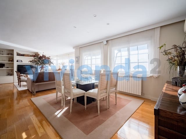 3 soveværelse Lejlighed til salg i Nueva España, Madrid by med swimmingpool - € 1.950.000 (Ref: 9714657)