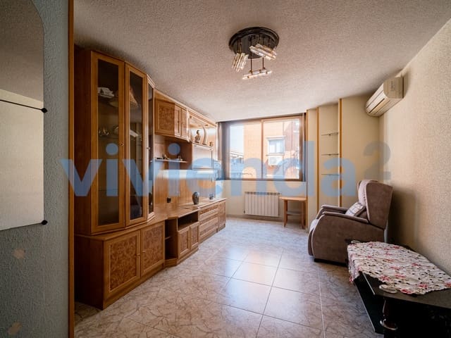 2 slaapkamer Flat te koop in Puerta Bonita, Madrid stad - € 299.000 (Ref: 9714658)