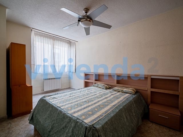 2 slaapkamer Flat te koop in Puerta Bonita, Madrid stad - € 299.000 (Ref: 9714658)