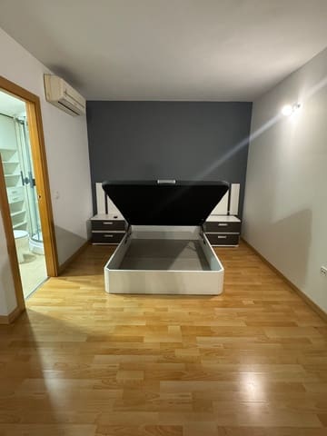1 Zimmer Loft zu vermieten in Casco Histórico de Vicálvaro, Madrid Stadt mit Garage - 1.250 € (Ref: 9721457)