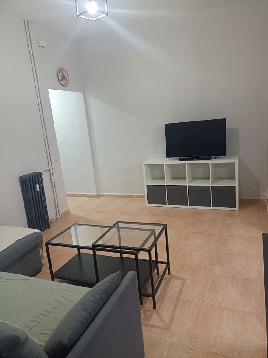 2 Zimmer Wohnung zu vermieten in Madrid Stadt - 1.850 € (Ref: 9731764)