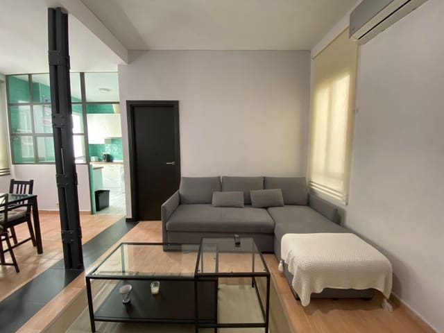 2 soverom Leilighet til leie i Castellana, Madrid by - € 1 750 (Ref: 9731764)