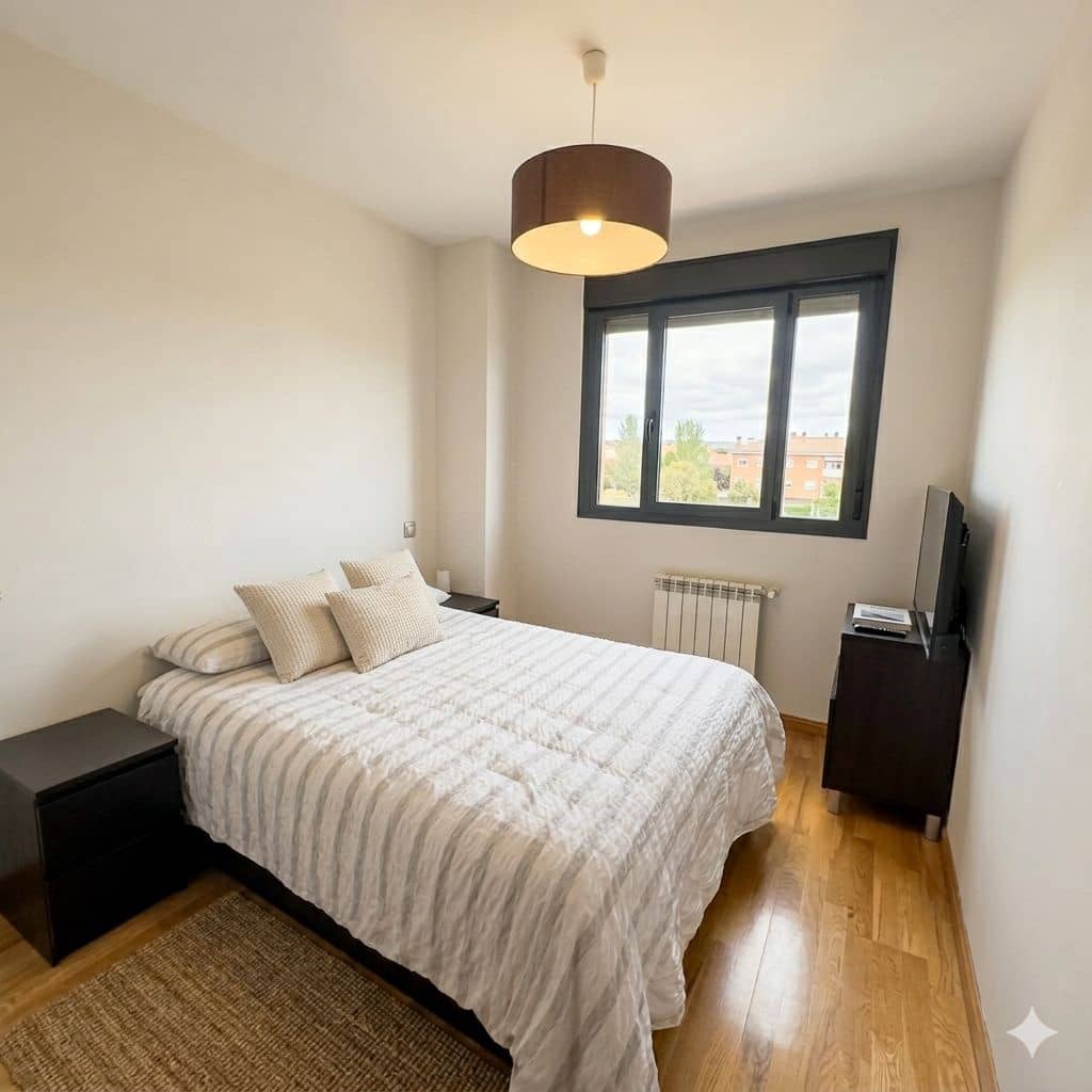 2 sypialnia Mieszkanie do wynajęcia w Miasto Madryt z basenem - 1 350 € (Ref: 9731765)