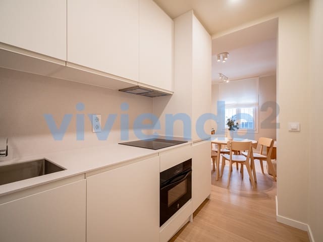 3 bedroom Flat for rent in Cuatro Caminos, Madrid city - € 2,095 (Ref: 9738348)