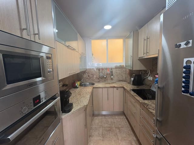 2 bedroom Flat for rent in Nueva España, Madrid city - € 1,500 (Ref: 9738349)