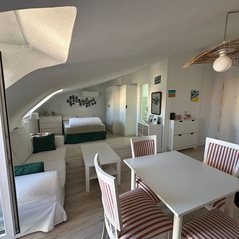 Apartamento para arrendar em Guindalera, Madrid cidade - 1 395 € (Ref: 9738350)