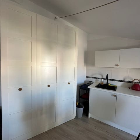 Apartamento para arrendar em Guindalera, Madrid cidade - 1 395 € (Ref: 9738350)
