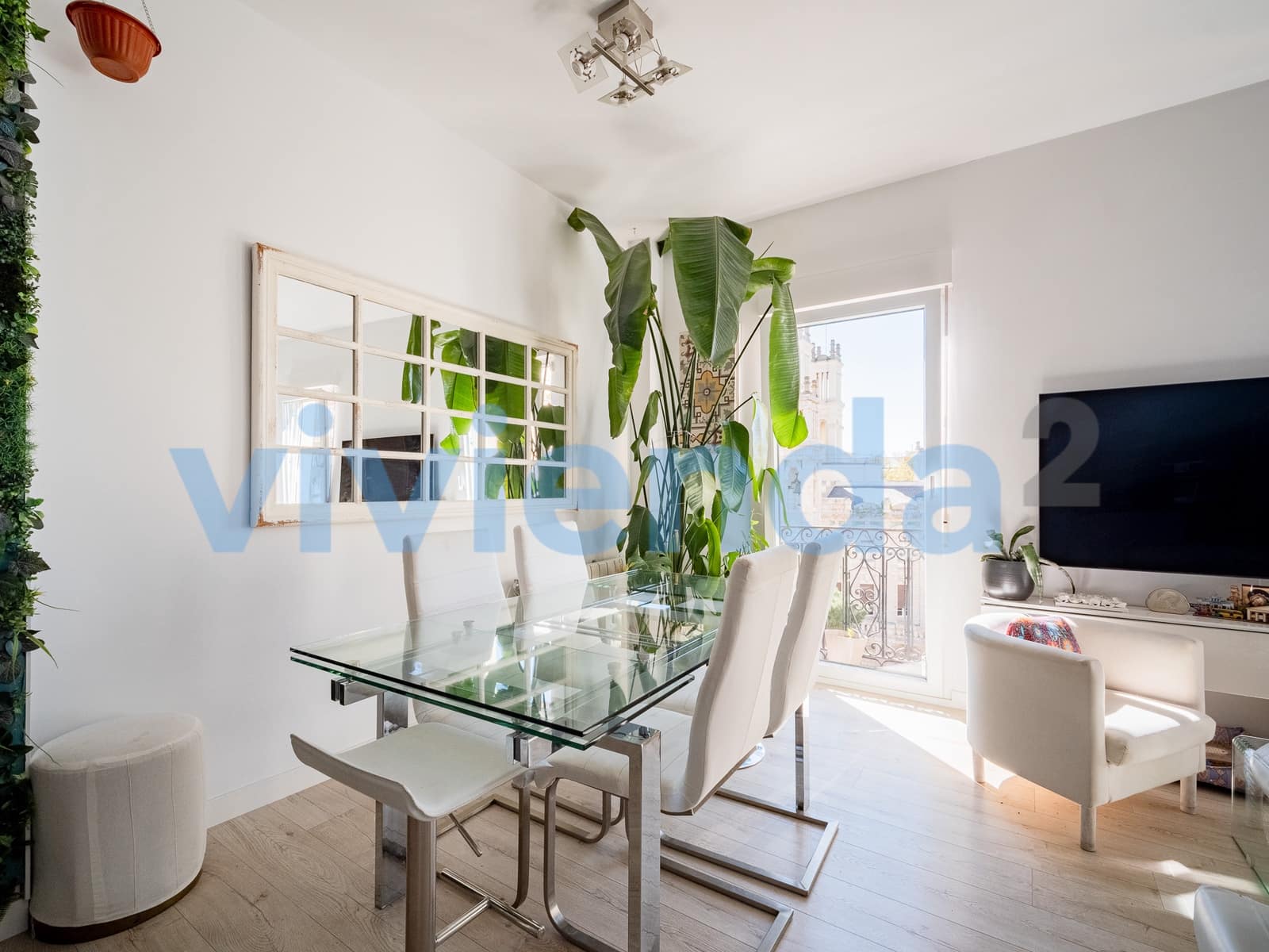 Piso de 3 habitaciones en Madrid ciudad en venta - 1.037.000 € (Ref: 9741593)