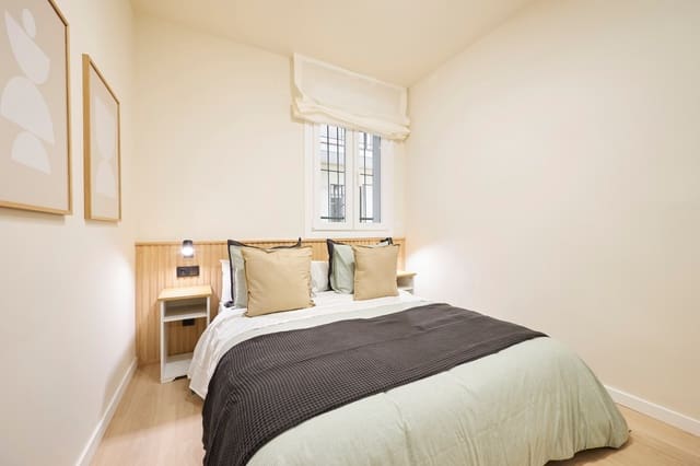 3 sovrum Lägenhet att hyra i Chopera, Madrid stad - 1 795 € (Ref: 9751718)