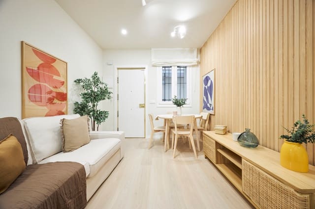 3 sovrum Lägenhet att hyra i Chopera, Madrid stad - 1 795 € (Ref: 9751718)