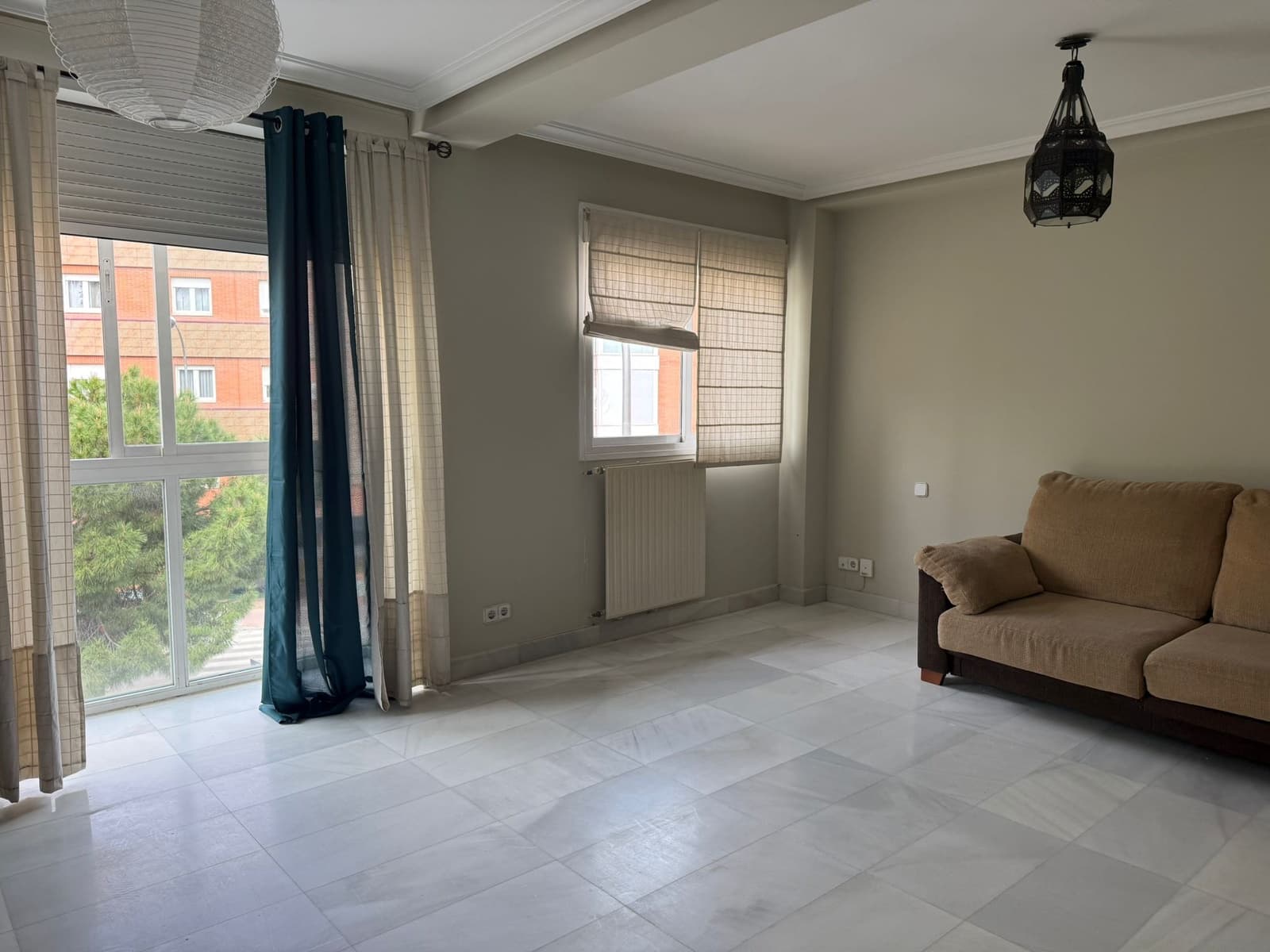 1 soveværelse Lejlighed til leje i Madrid by - € 1.500 (Ref: 9751720)