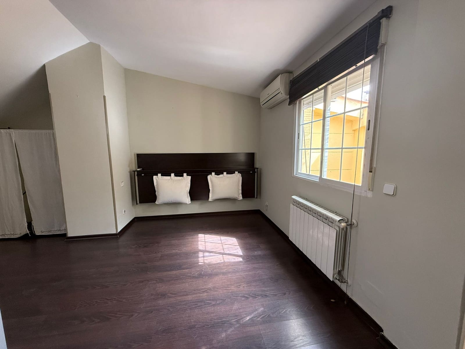 1 soveværelse Lejlighed til leje i Madrid by - € 1.500 (Ref: 9751720)