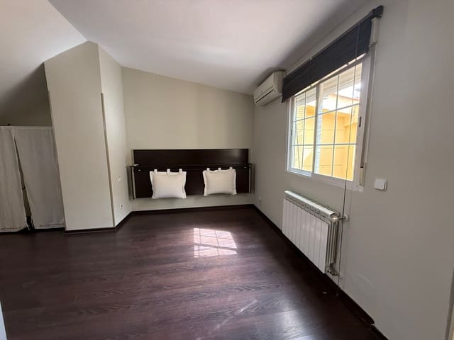 1 soveværelse Lejlighed til leje i Valverde, Madrid by - € 1.500 (Ref: 9751720)