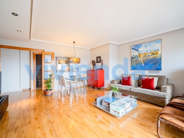 2 makuuhuone Asunto myytävänä paikassa Apostol Santiago, Madrid kaupunki mukana uima-altaan - 792 000 € (Ref: 9763554)