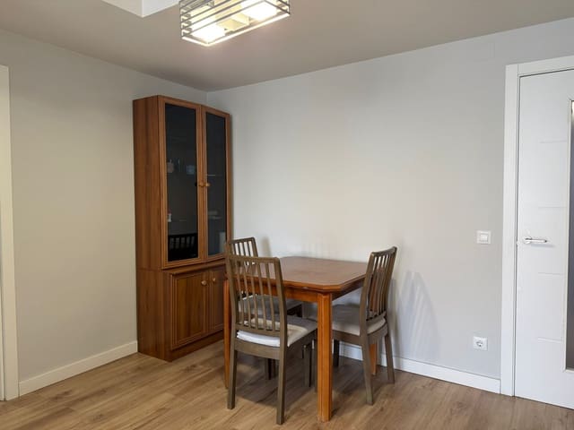 2 soveværelse Lejlighed til leje i Peñagrande, Madrid by - € 1.750 (Ref: 9770370)