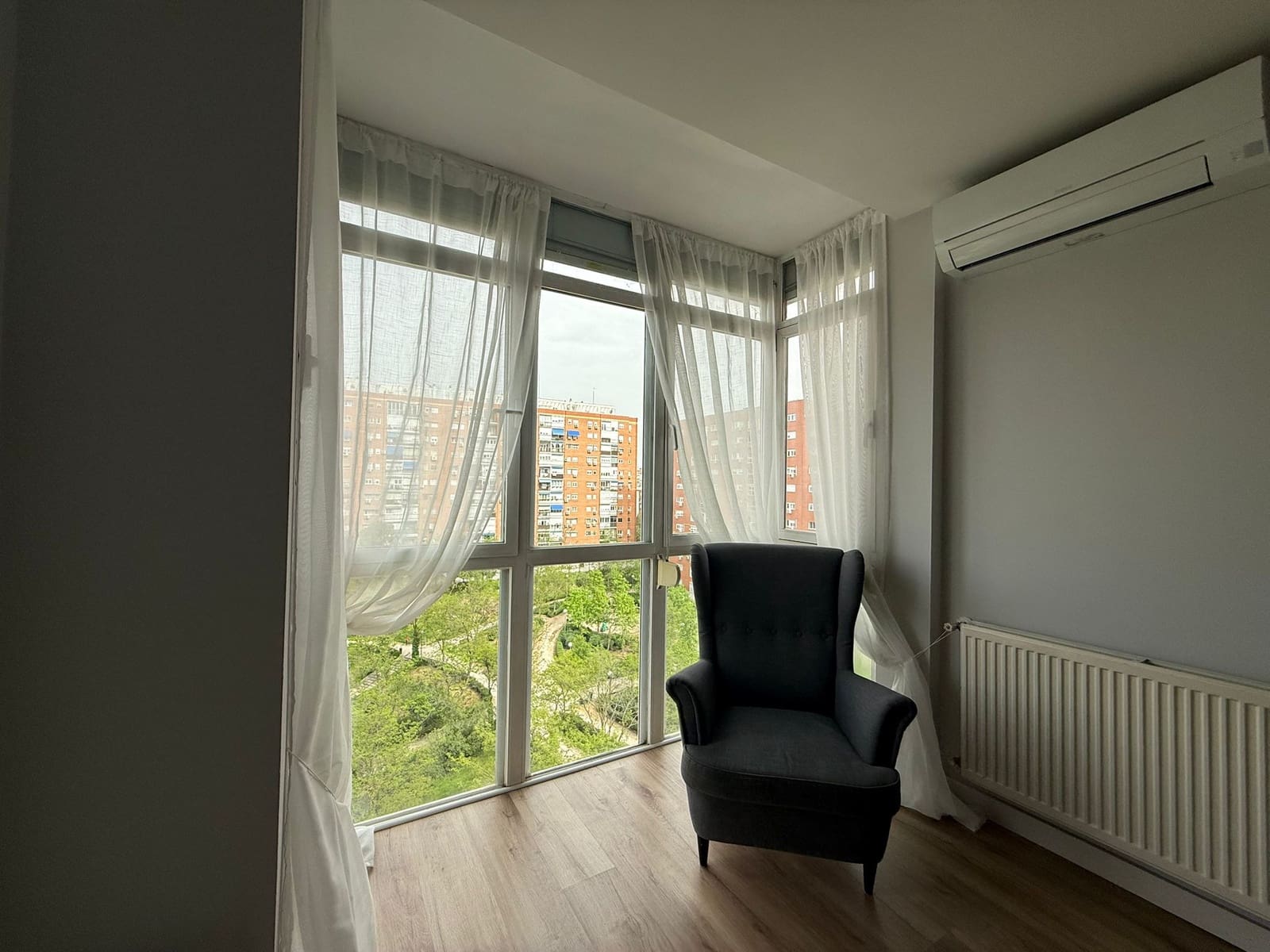 2 soveværelse Lejlighed til leje i Madrid by - € 1.750 (Ref: 9770370)